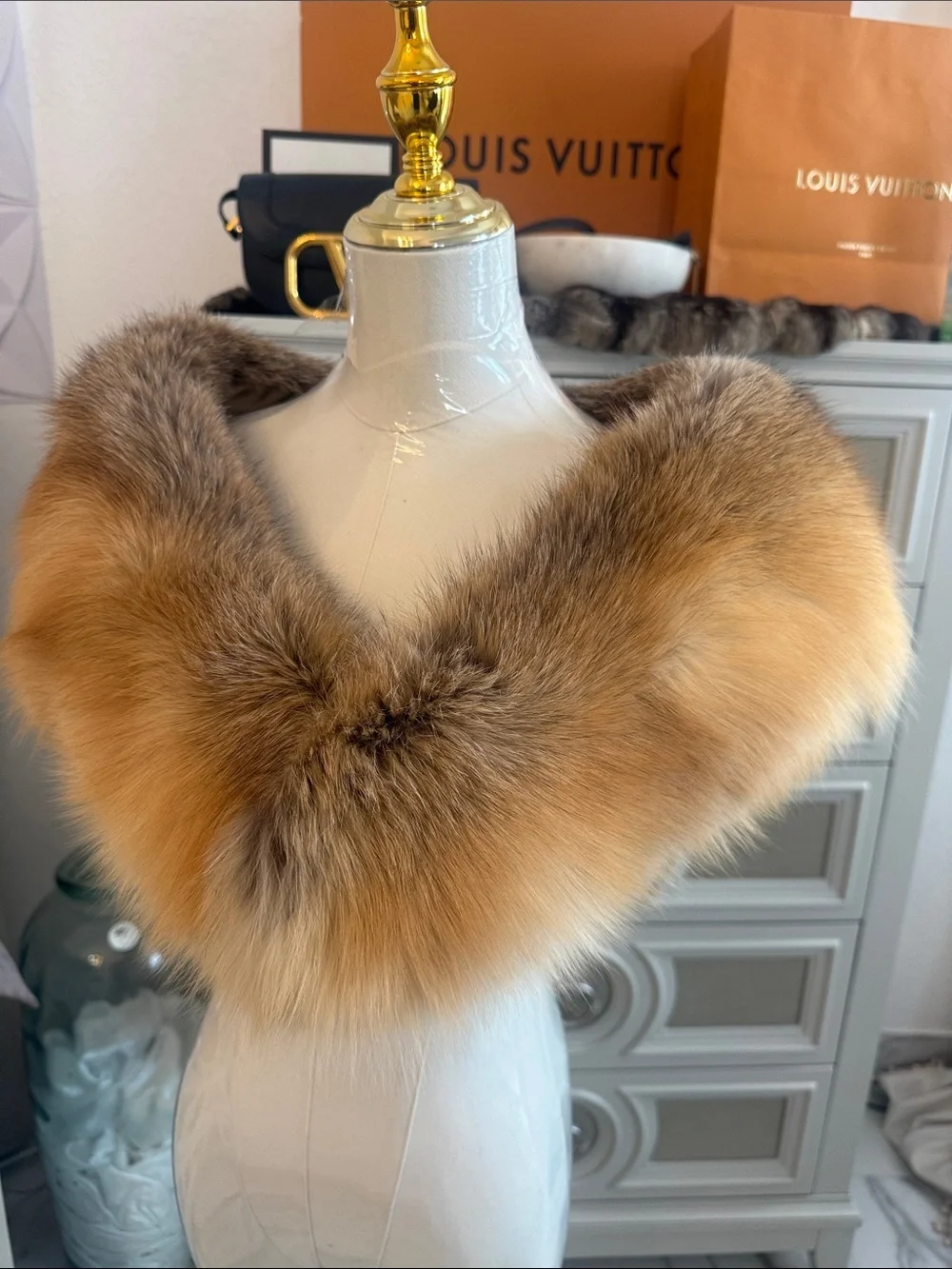Saga red Fox fur thick wrap collar